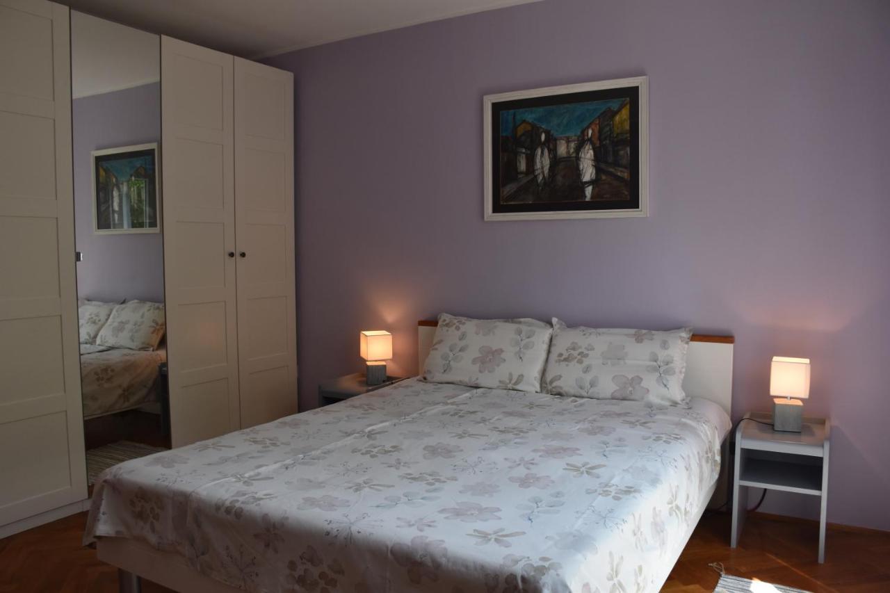 Apartman Tina Apartment โปเรช ภายนอก รูปภาพ