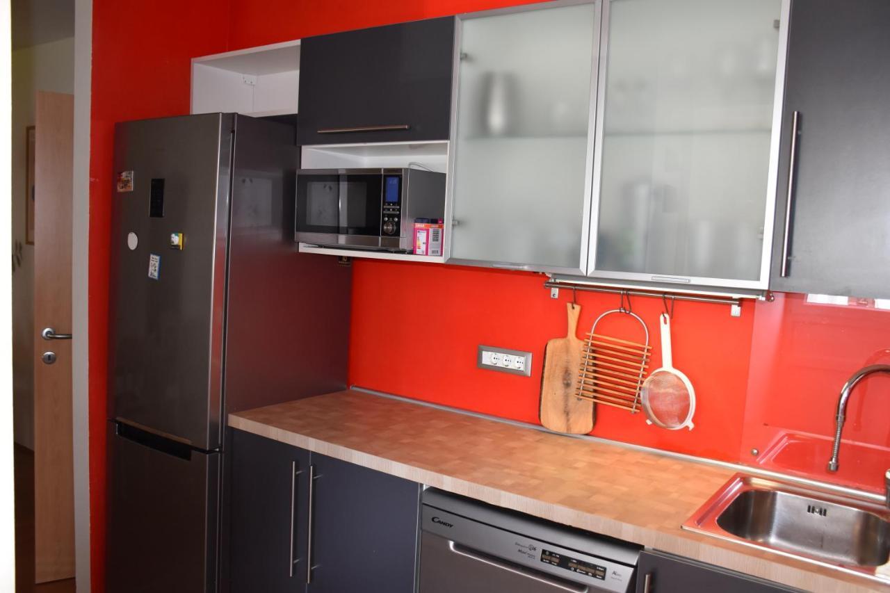 Apartman Tina Apartment โปเรช ภายนอก รูปภาพ