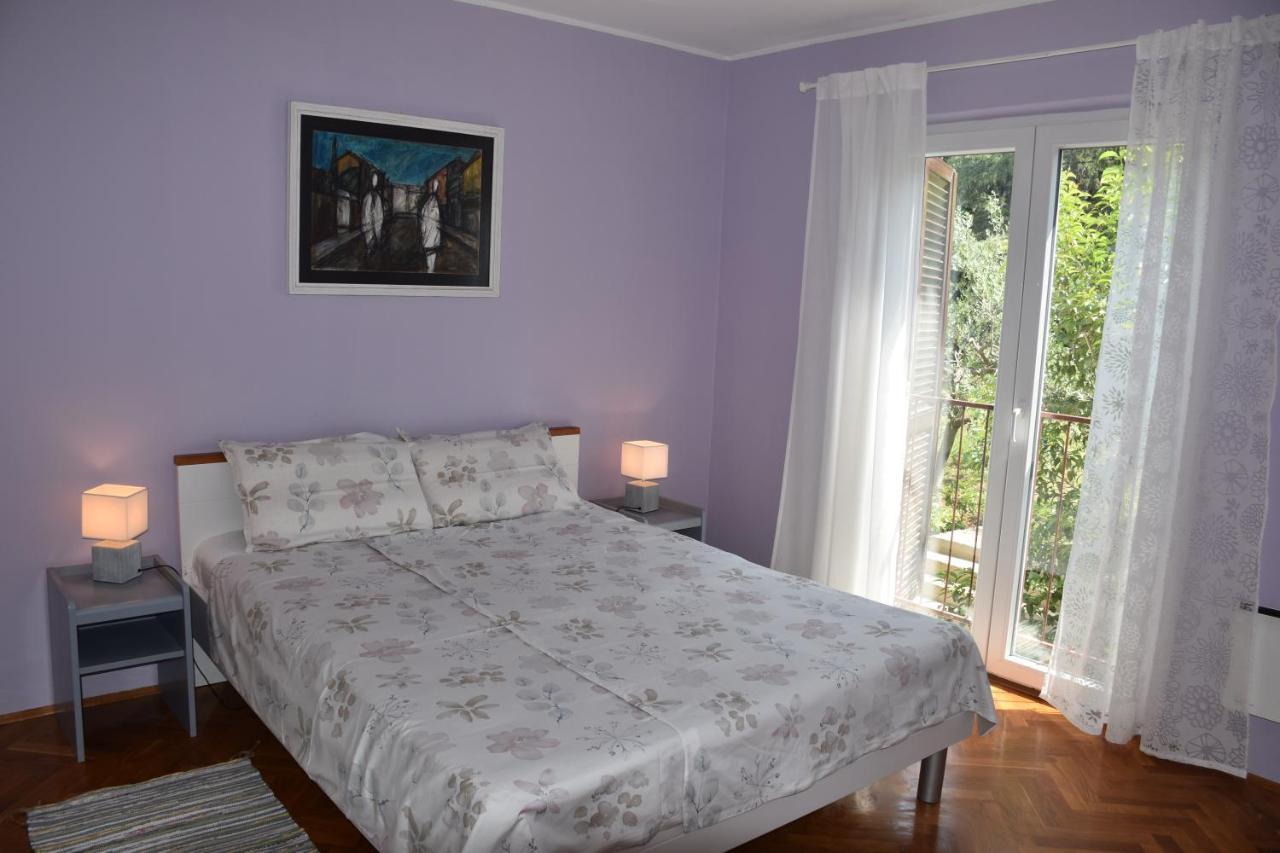 Apartman Tina Apartment โปเรช ภายนอก รูปภาพ